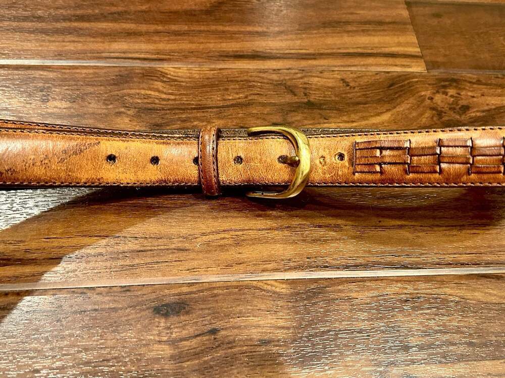 Vintage Hand-Tooled Tan Leather Western Belt with Brass Buckle